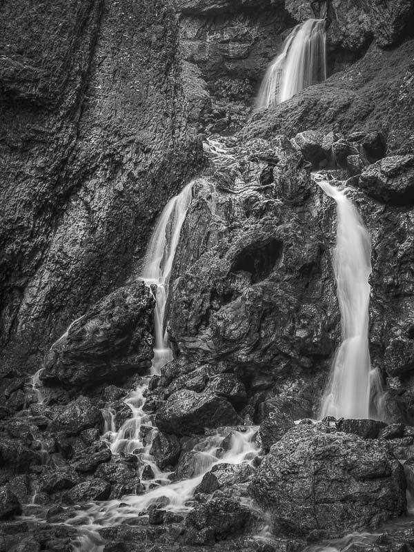GORDALE SCAR LOWER FALLS, YORKSHIRE, 2017