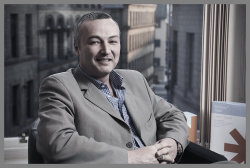 GEOFF LEE - SUPPLIES TEAM