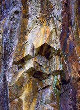 Rock detail Cathedral cave Langdale