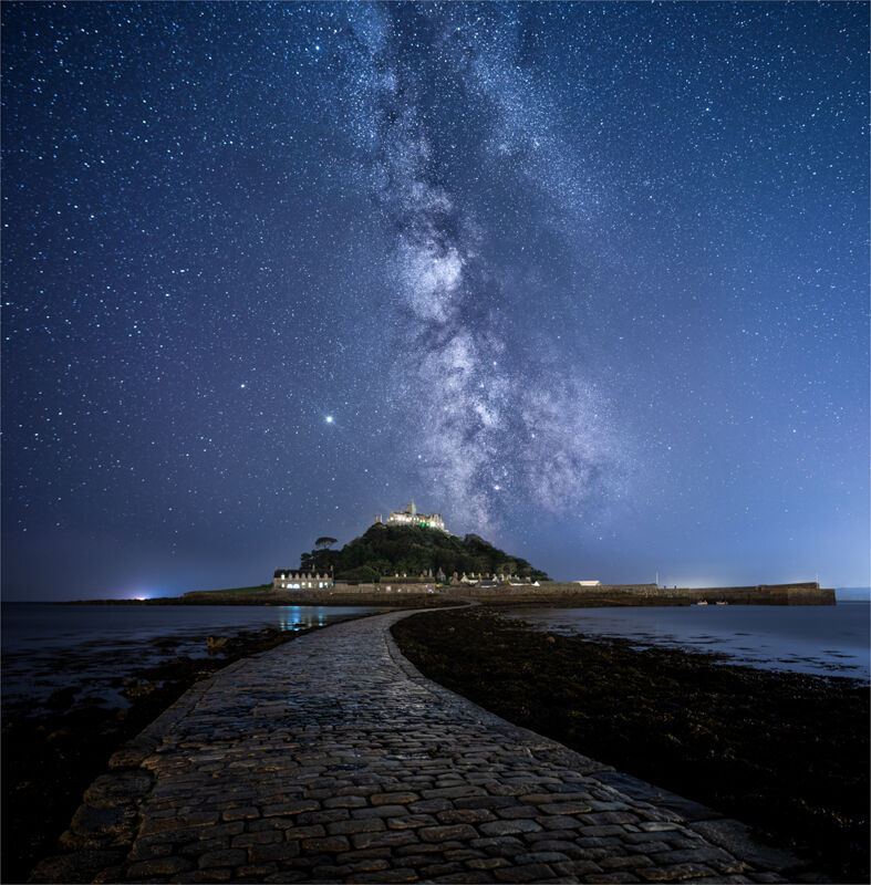 Stars over the Mount