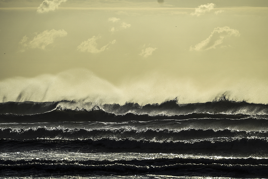 Saunton waves