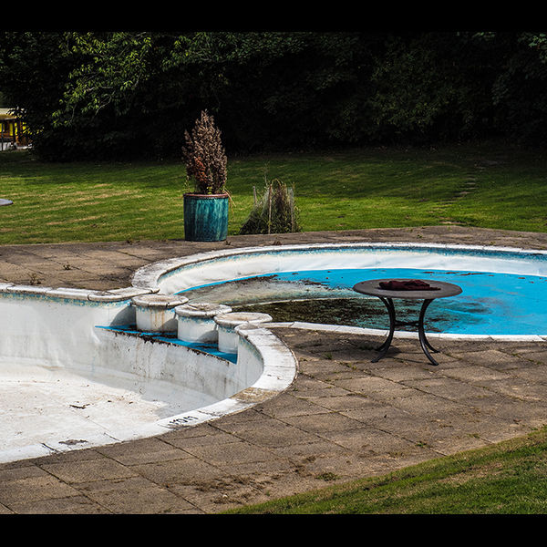 Negected pools, Shillingford