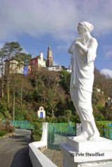 Statue of a lady, Portmeirion