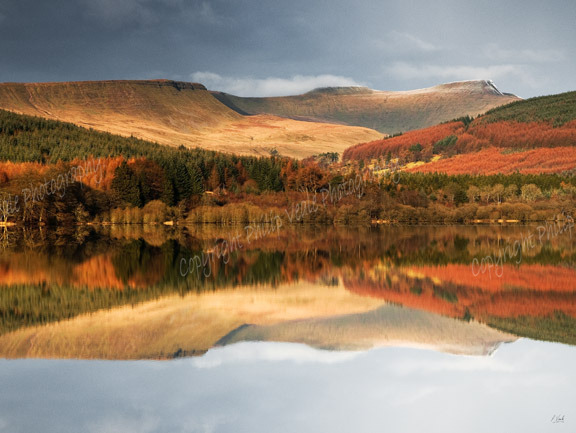 Reflection of Corn Du and Cribyn.