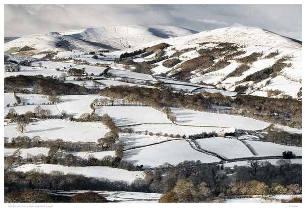 Winter on Tor y Foel and Allt Lwyd.