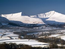 Brecon Beacons in winter 6.