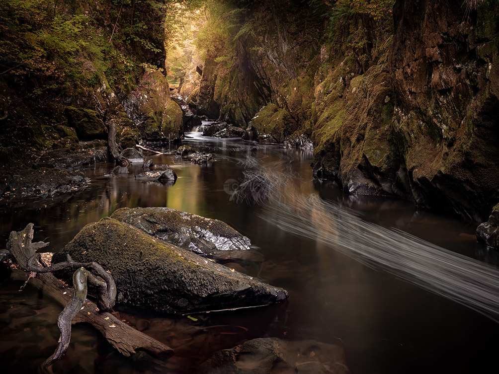 Autumnal Fairy Glen