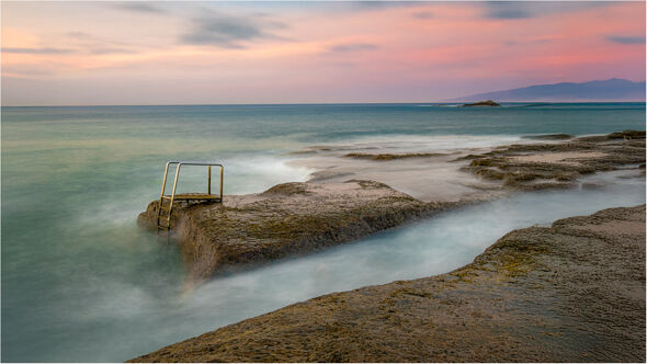 15 Dawn At The Swimmers Rock - 18 points