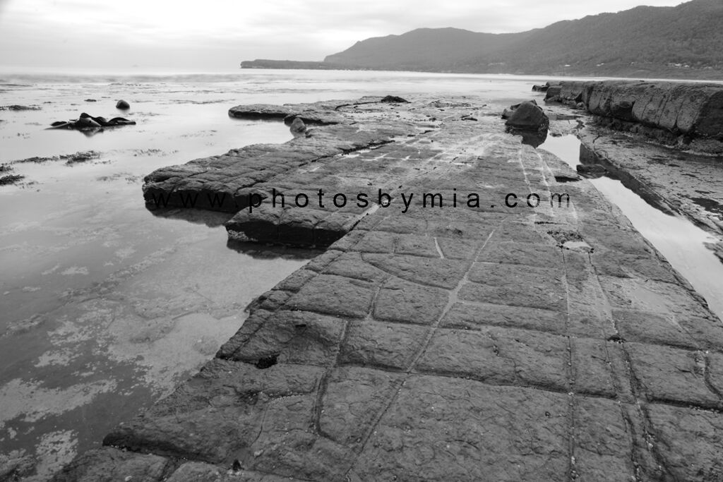 Edges of the Tessellated Pavement