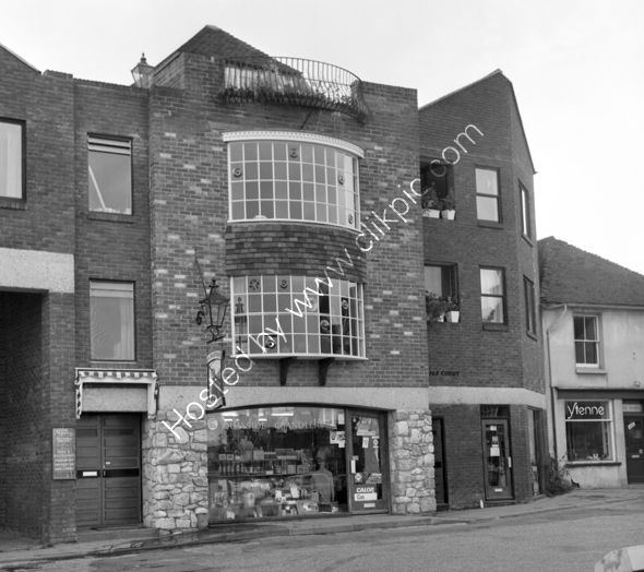 Slipway Bar, Town Quay, Lymington SO4 13ET before 1975