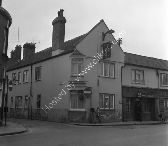 Duke of Monmouth 61 High Street, Bridgwater in 1973.