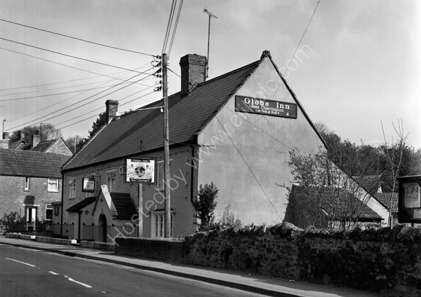 Globe Inn Misterton TA18 8LX around 1974