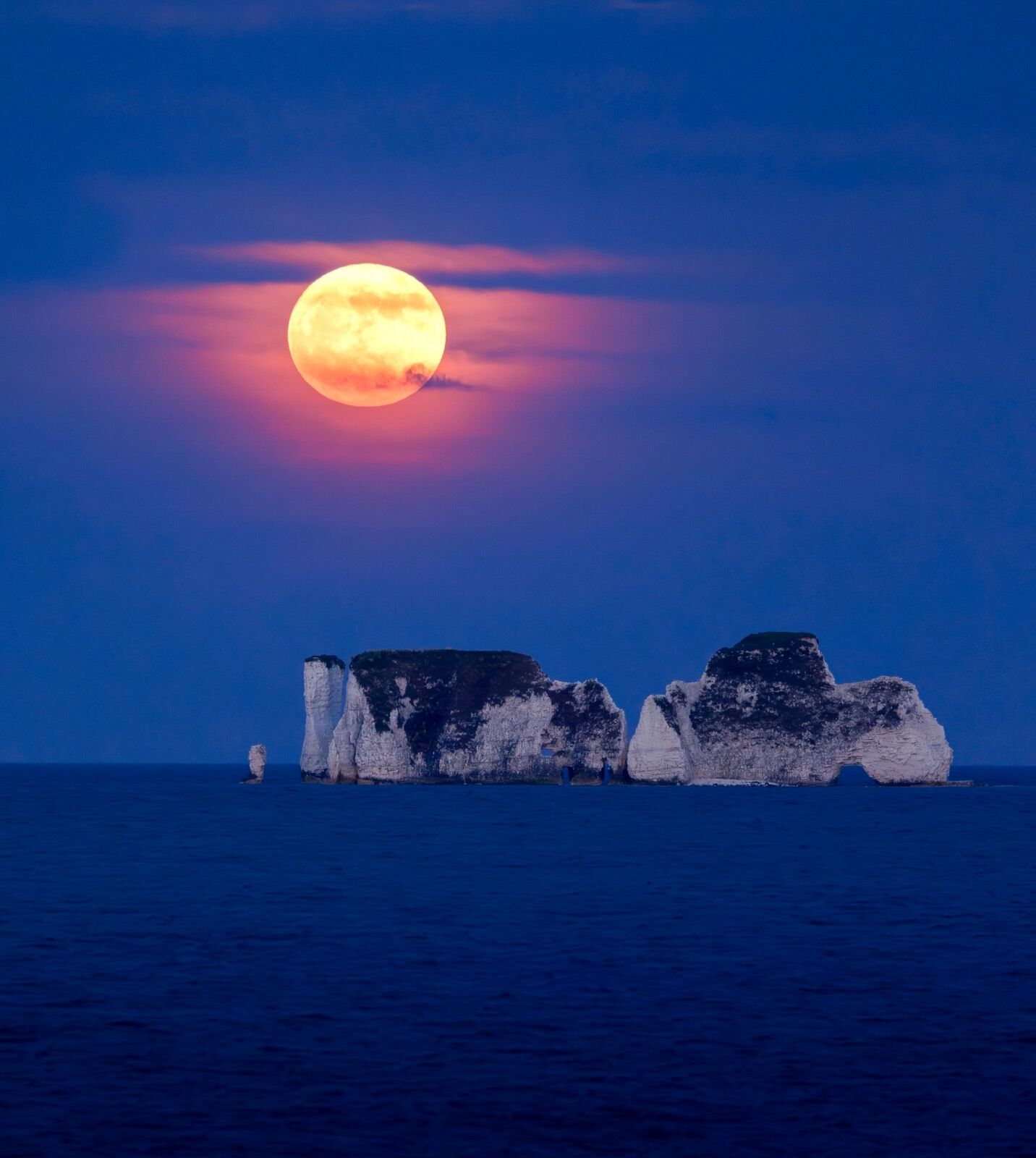 HC Flower Moon Rising Over Harry Rocks - Jane Haycocks
