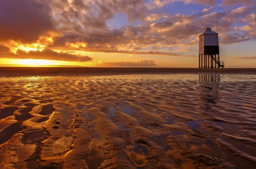 Burnham Lighthouse