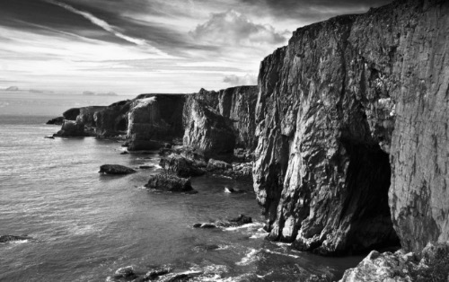 MonoChrome 1st: Pembrokeshire Coast by Roger Harvey