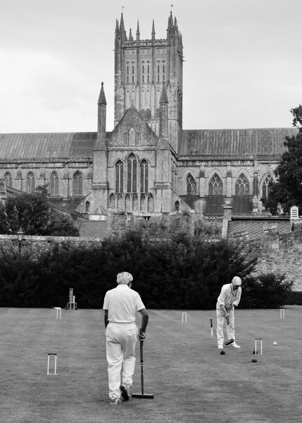 Mono 1st: Anyone for Croquet