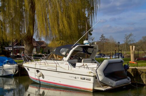 Mooring at Saltford 1