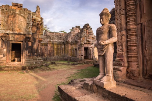 Statue