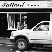 Woof, Arundel