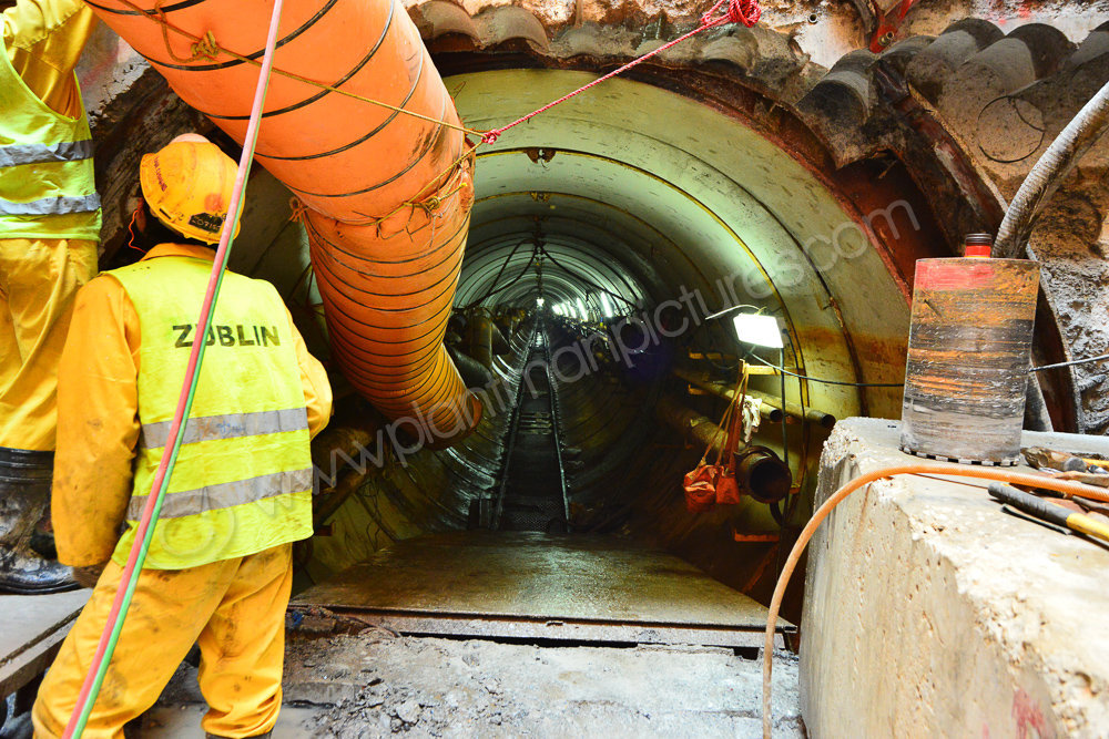 Entrance to the tunnel