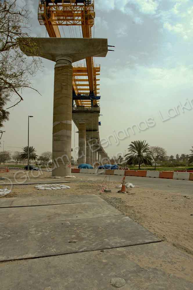 Metro columns and Launching Gantry