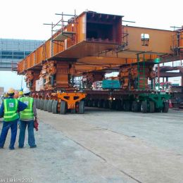 Self propelled modular transporter Jebal ali Station dubai metro