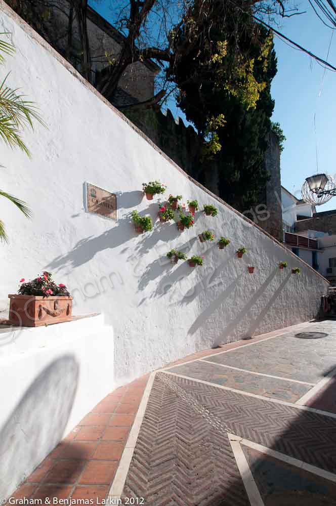 Spanish wall