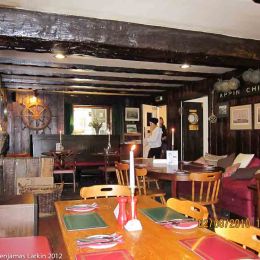 Bar Glenelg Inn
