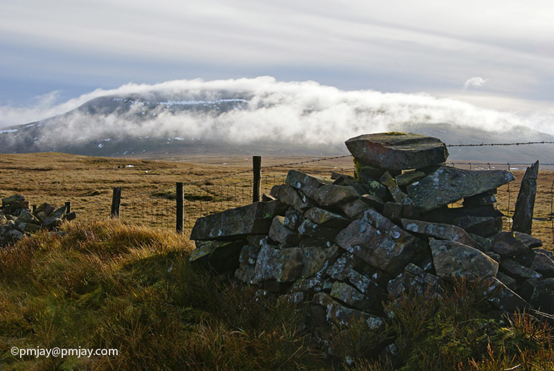 cloud above Craig Cerrig Gleisiad