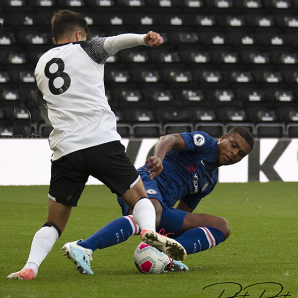 Left Footed Lunge