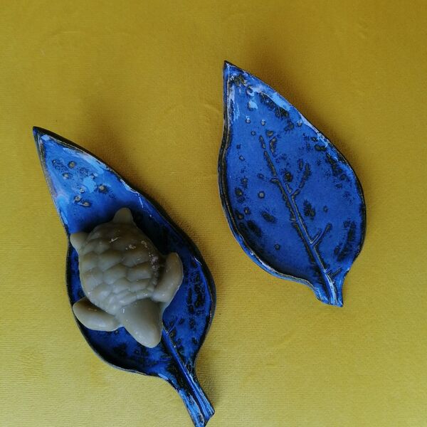 a-b-Leaf Soap Dish - £15 each sold