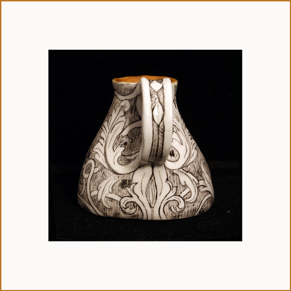 TINY ACANTHUS JUG