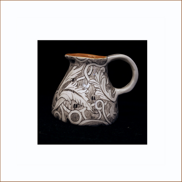 TINY ACANTHUS DESIGN JUG