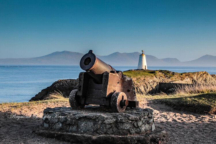 Llanddwyn - Rusty Cannon