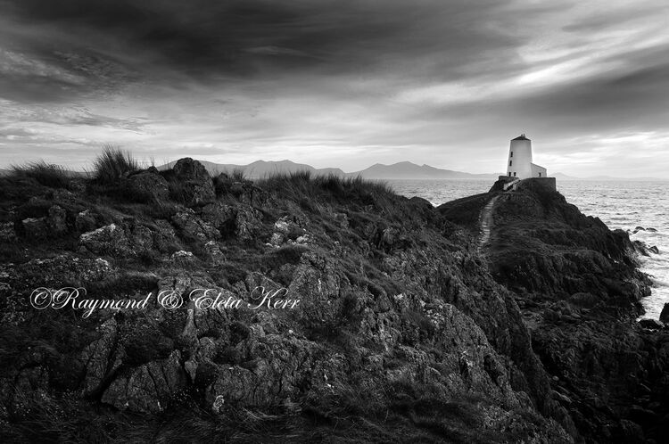 Llanddwyn - Ty Mawr