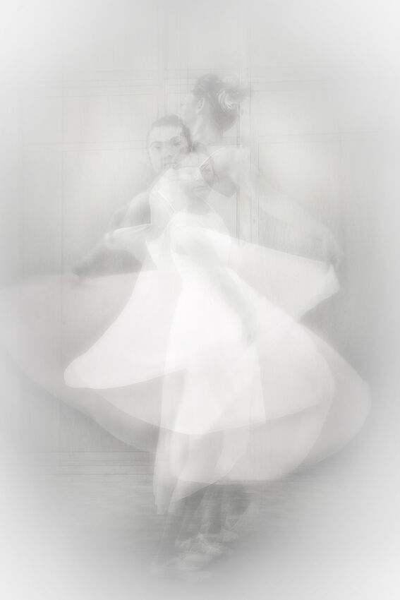 Ballerina - Kim Pickup