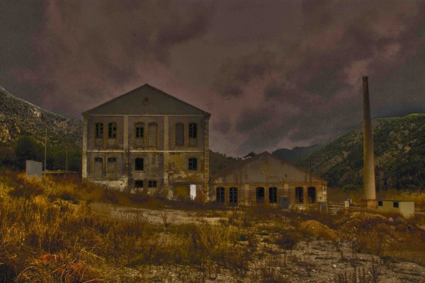 Abandoned mill