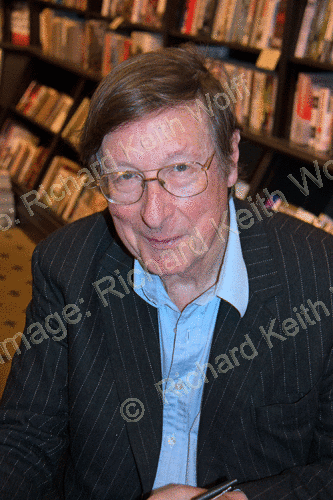 Max Hastings