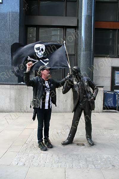 City pirates flag