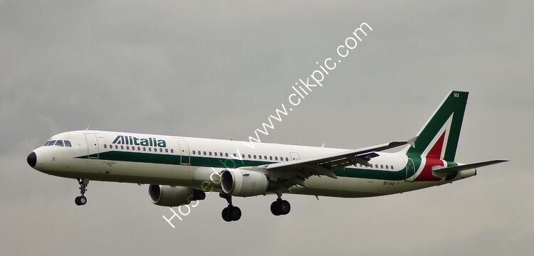AIRBUS A321-112 Alitalia (0434) EI-IXU On  Final  Approach  For  Runway  '28L' At London Heathrow Airport London UK 2012 Order Number A321-2