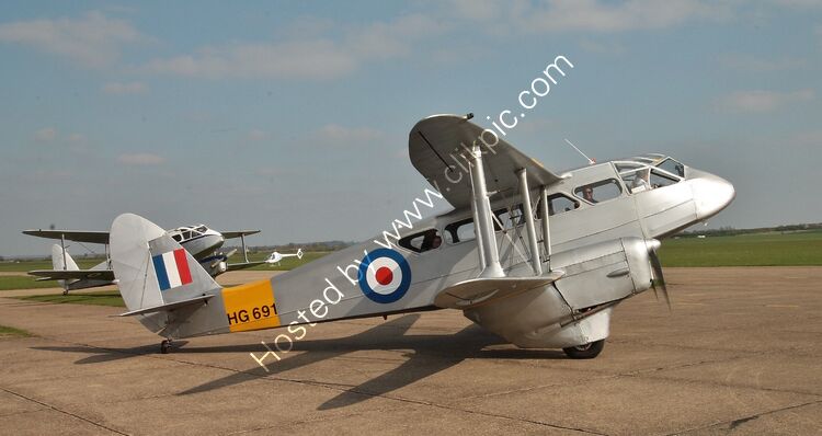 DE HAVILLAND DH89A DRAGON RAPIDE RAF Communications Ac Colours HG691-G-AIYR (6676) Ow-Spectrum Leisure  Duxford Afd Cambridgeshire UK 2017 Order No-DH89-47