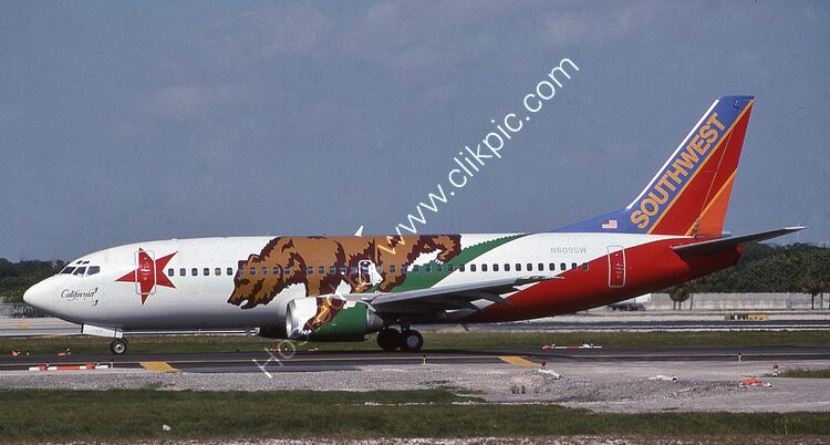 BOEING 737-3H4 Southwest Airlines N609SW (27929) Fort Lauderdale Apt Florida USA  2008 Order Number RB190