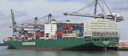 Ref OCT-312 Ever Lucky Container Ship Southampton Docks Hampshire Gt Britain 2018 (C)RLT Aviation And Maritime Images 2018 opt