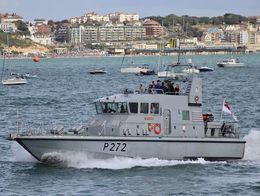 Ref RNGB(CPT)-11 HMS Smiter P272 Royal Navy Patol Vessel Bournemouth Bay Hampshire Gt Britain 2014 (C)RLT Aviation And Maritime Images 2018 opt