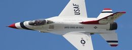 Ref TDS34 General Dynamics F16A Fighting Falcon USAF Thunderbirds Display Squadron EAA Airshow Lakeland Airport Florida USA 2015 (C)RLT Aviation And Maritime Images 2018