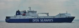 Ref VFDF59 Suecia Seaways Passenger And Vehicle Ferry Passing Felixstowe Suffolk Gt Britain 2017 (C)RLT Aviation And Maritime Images 2018