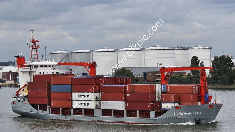 SAMSKIP HOFFELL Feeder Container Ship (9196943) Ow-Harmstorf & Meier Hedde Reederei Germany Gt-4454 Dwt-5536 LOA-Mts100-(330Ft) Blt-Qingshan Shipyard China 2000 Port Of Rotterdam Holland 2015 Order No FCT153