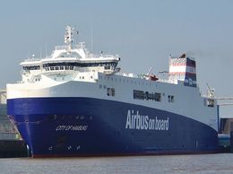 Ref VCR-32 City Of Hamburg Airbus Supply RO RO Port Of Hamburg Germany 2014 (C)RLT Aviation And Maritime Images 2014 opt