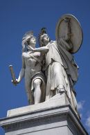 Statues, Schlossbrucke