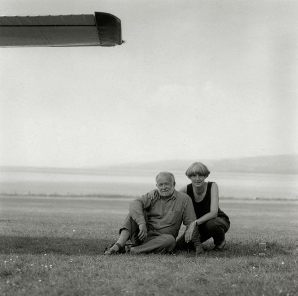 Macdonald, Pat & Angus Mull 1. Photographic artist & writers, 1995